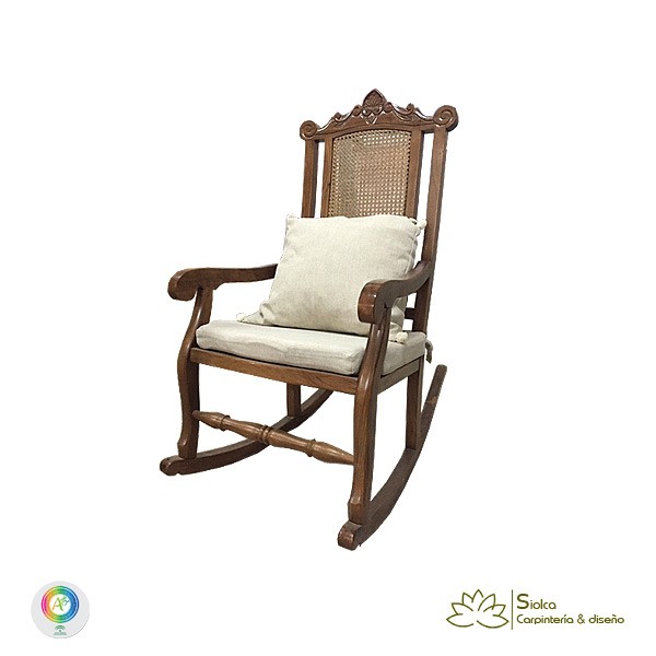 Mecedora modelo Leonor