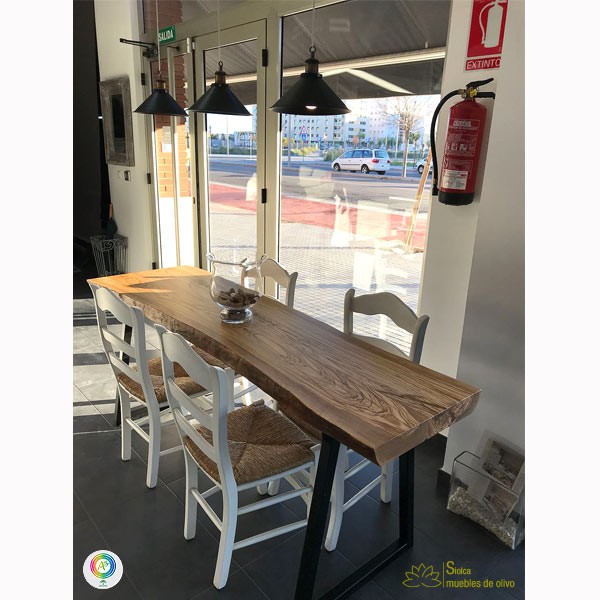 Mesa de cocina en madera de olivo Trazos