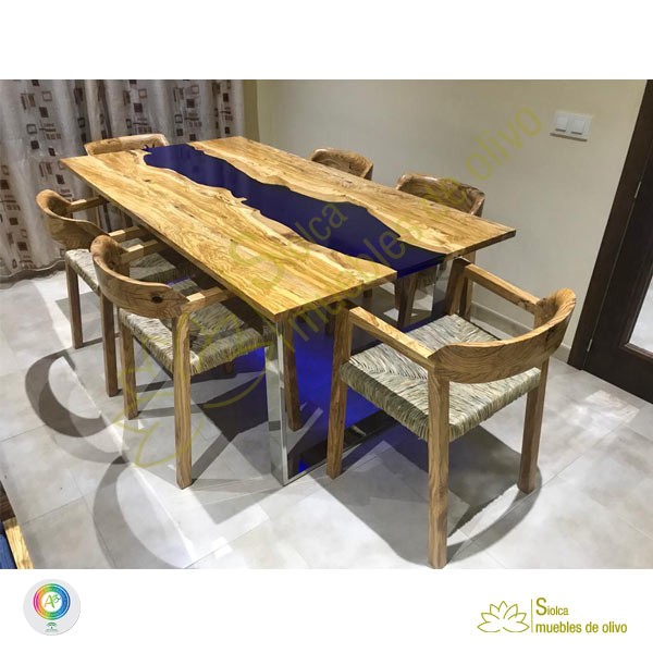 Mesa de olivo y resina Dafne