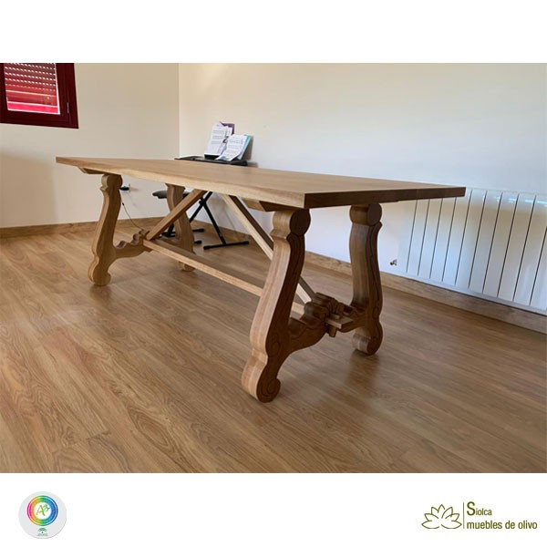 Mesa de San Antonio con traba