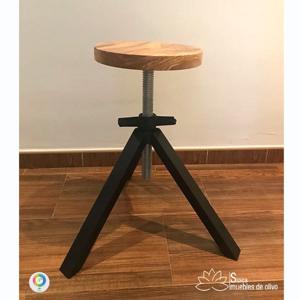 Taburete modelo Aristeo